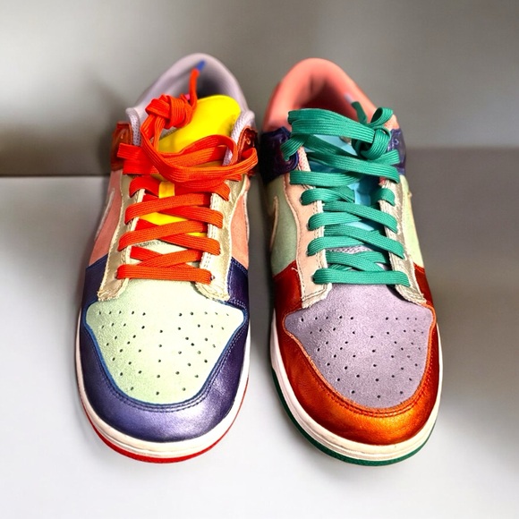 Nike Dunk Low Sunset Pulse - Picture 2 of 11